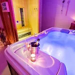 Aina Boutique Hotel