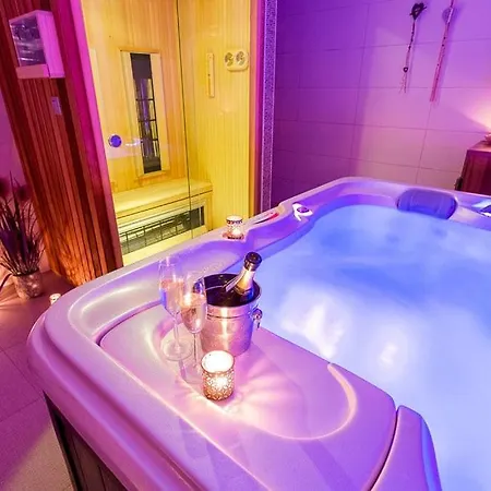 Aina Boutique Hotel