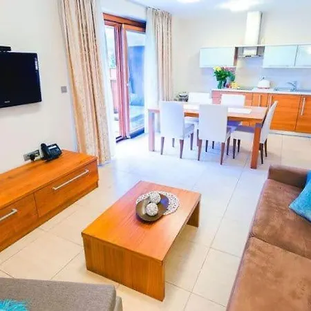 Aina Boutique 3*