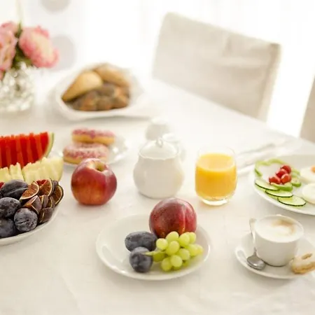 Hotel Aina Boutique Lasko