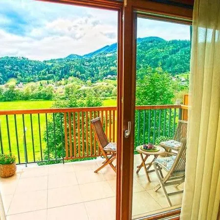 Hotel Aina Boutique 3*