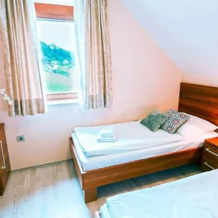 Hotel Aina Boutique Lasko