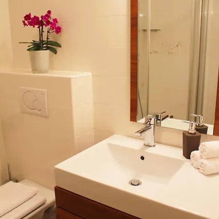 Aina Boutique Hotel Lasko