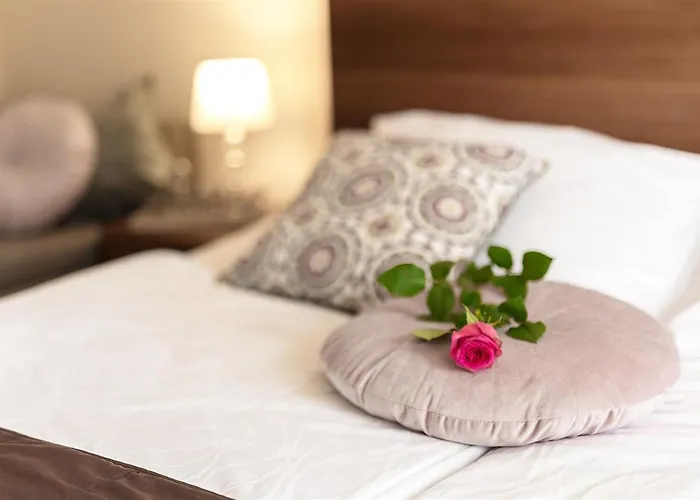 Aina Boutique Отель Ласко