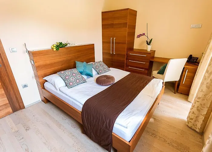 Aina Boutique 3* Ласко