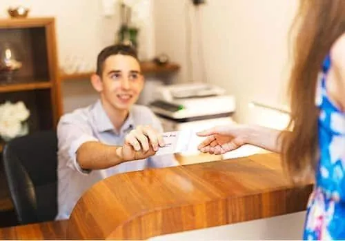 Aina Boutique מלון 3*