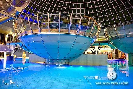 Отель Aina Boutique 3*